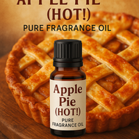 Apple Pie (HOT!) pure fragrance oil bottle in front of a warm, freshly baked apple pie – cozy dessert-scented body oil from HA Fragrances